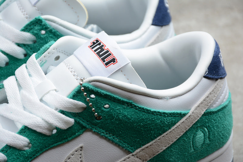 Nike SB Dunk Low 'Kasina Neptune Green'