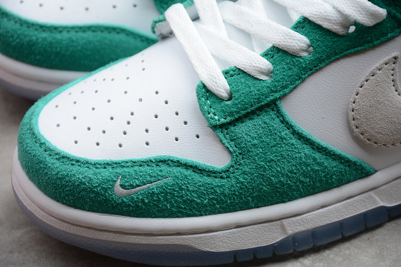 Nike SB Dunk Low 'Kasina Neptune Green'