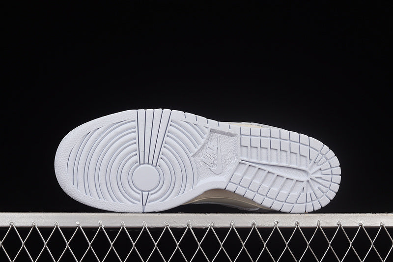 Nike SB Dunk Low Pro Rice White Light Purple