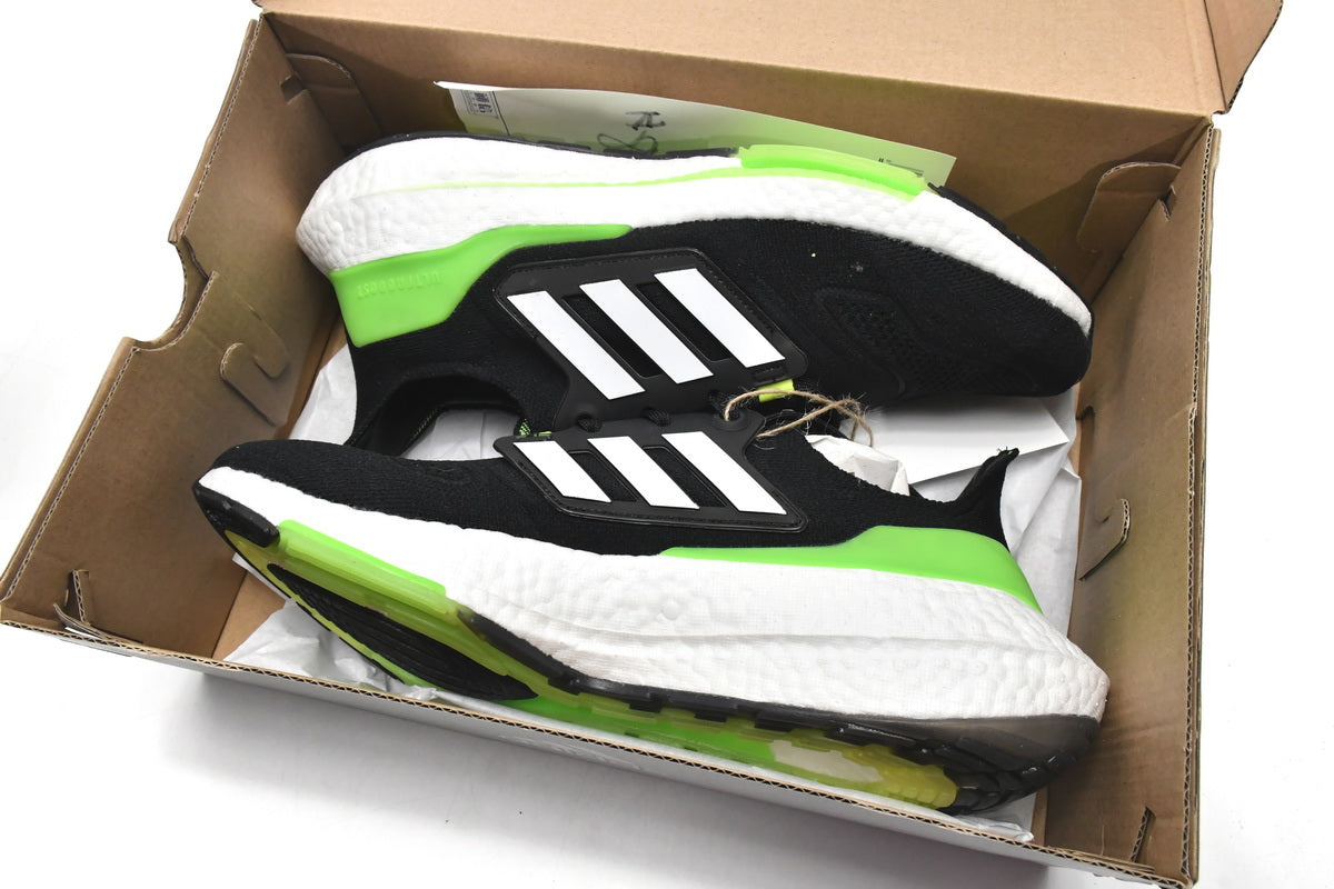 Adidas Ultra Boost 22 Black Solar Green
