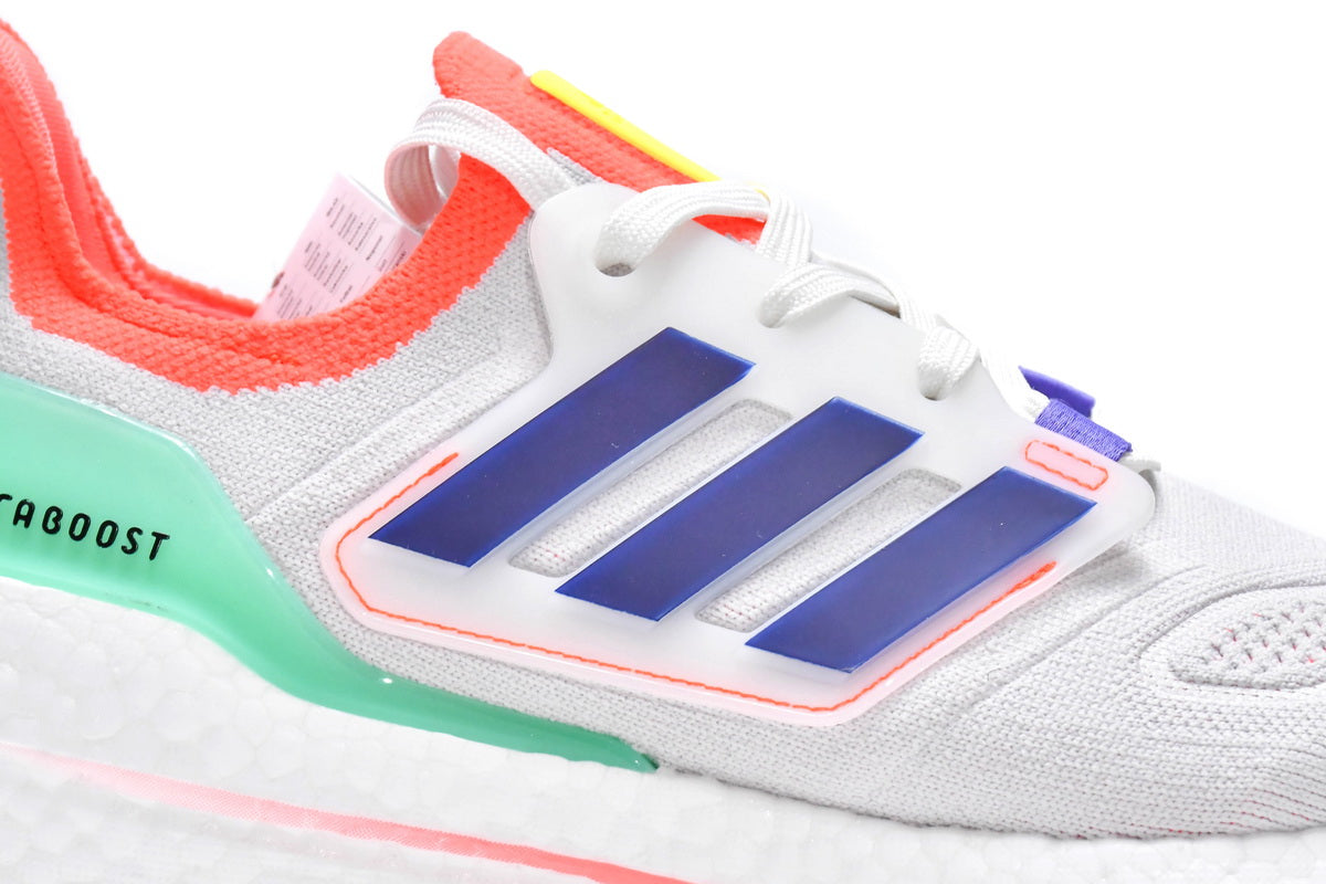 Adidas Ultra Boost 22 Dazzling Color