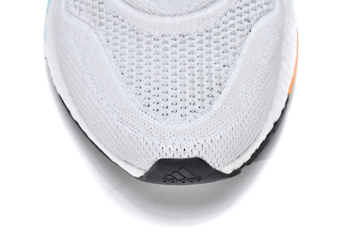 Adidas Ultra Boost 22 White Blue