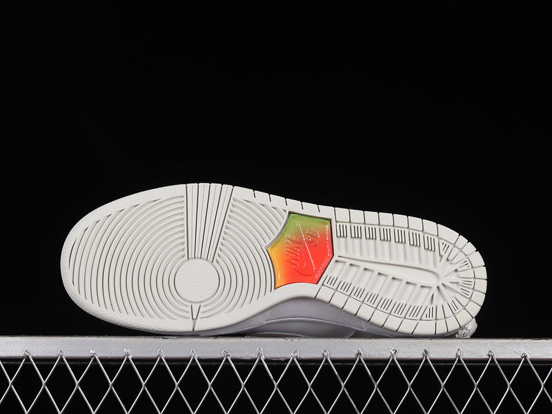 Nike SB Dunk Low 'Be True'