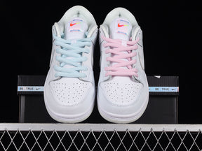 Nike SB Dunk Low 'Be True'